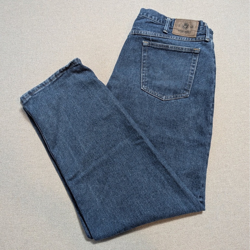 Wrangler Mens 40x32 Dark Wash Blue Authentic Cotton Denim Straight Jeans Pants